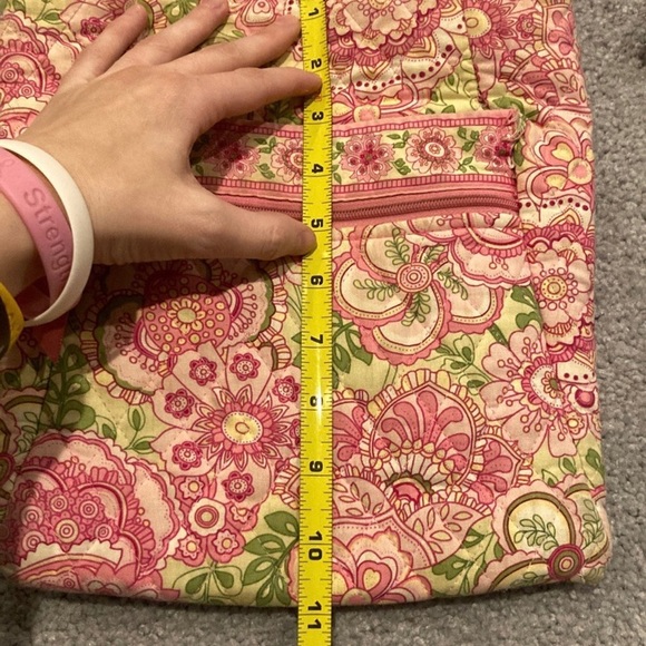 Vera Bradley Purse - Picture 10 of 11